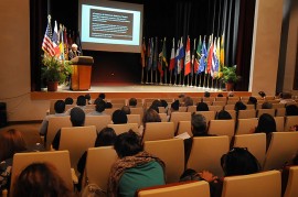 Foro en Escuela de Derecho Interamericana (Ricardo Alcaraz/ Diálogo)