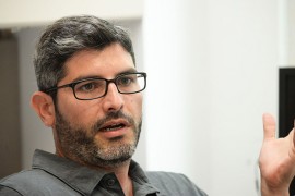 El profesor Rubén Ramírez Sánchez, catedrático de la Escuela de Comunicación de la Universidad de Puerto Rico. (Ricardo Alcaraz/Diálogo)