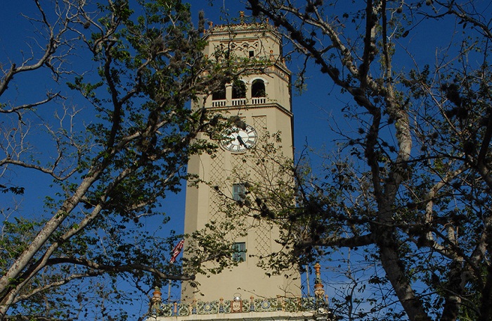 Torre UPR 10