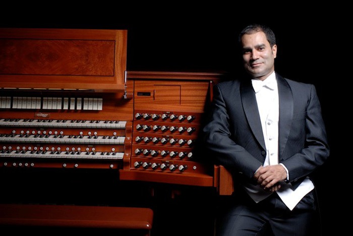 Andrés Mojica  Es el organista y profesor de órgano de la Universidad de Puerto Rico en Rio Piedras, donde presenta anualmente una gran cantidad de recitales con el propósito de exponer el repertorio del órgano tubular a la comunidad estudiantil y al público en general. (Suministrada)