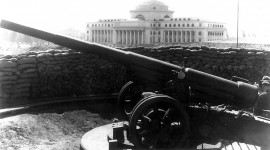 155mm gun from La Princesa Battery at Fort San Cristóbal close to the Puerto Rico Capitolio, 1942 (National Archives, Still Photos Branch)