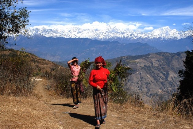 Más de 50 países mantienen leyes de nacionalidad y ciudadanía que discriminan por razón de sexo. En la imagen, mujeres de Nepal. Crédito: Arun Shrestha/IPS