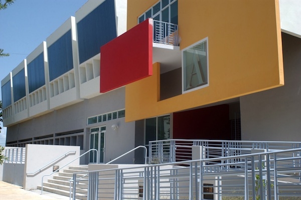 Escuela Arquitectura de la UPRRP. (Ricardo Alcaraz/ Diálogo)