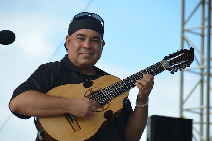 Orlando Laureano es reconocido como un gran cuatrista y guitarrista. (Suministrada)