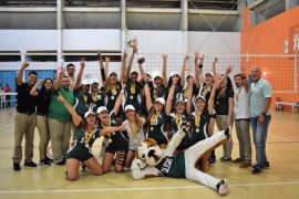 Después de 30 años, las Juanas del Colegio lograron un campeonato en el vólibol fémenino de la LAI. (Suministrada)