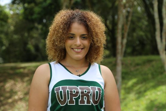 Priscilla, atleta de UPR Utuado. (Viviana Tirado/ Diálogo)