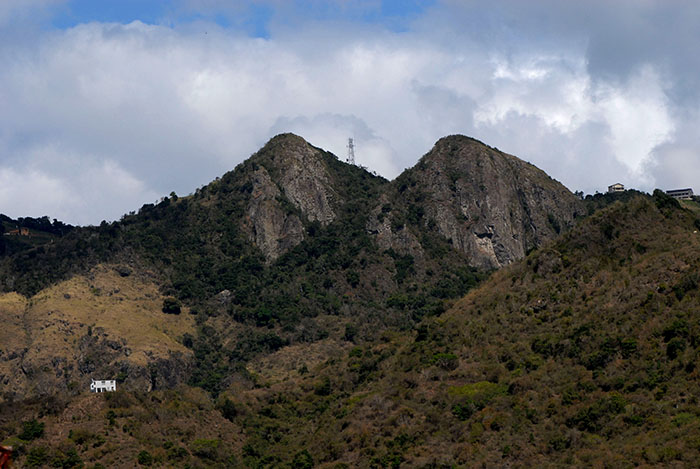 Las Piedras del Collado, entre Cayey y Salinas, designada como reserva natural en el 2000. (Ricardo Alcaraz / Diálogo)