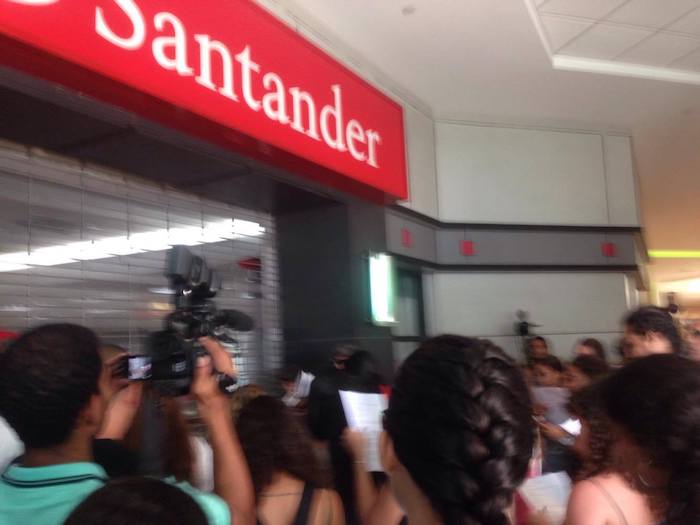Manifestación en el Banco Santander