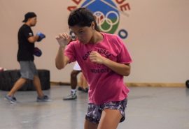 Joangeli Velez aceptó el reto de ECEDAO en la disciplina de boxeo (Z. Acosta)