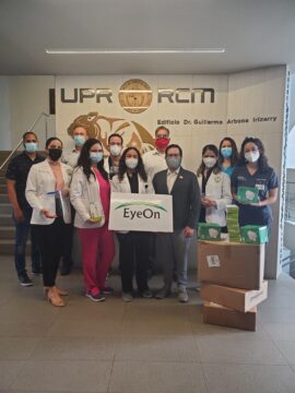 Escuela-de-Medicina-de-la-UPR-recibe-donativo-de-equipo-de-protección-médica-de-EyeOn-LLC